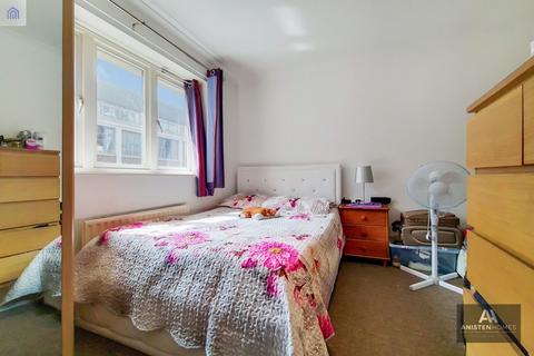 29 Felstead Street, London, E9 5LZ