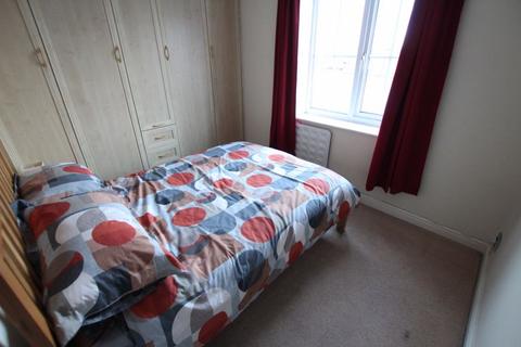 2 bedroom apartment to rent, Chiltern Place, Ellesmere Port
