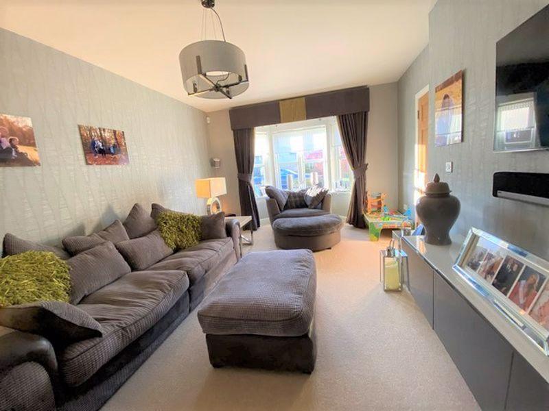 Rose Crescent, Newton Mearns, Glasgow 4 bed detached house £379,950
