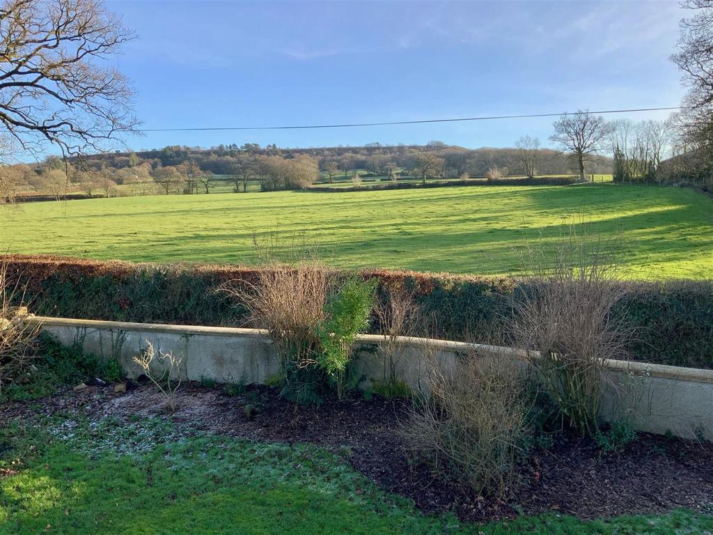 Higher Wrangway 0.5 Acre 3 bed detached house for sale £300,000