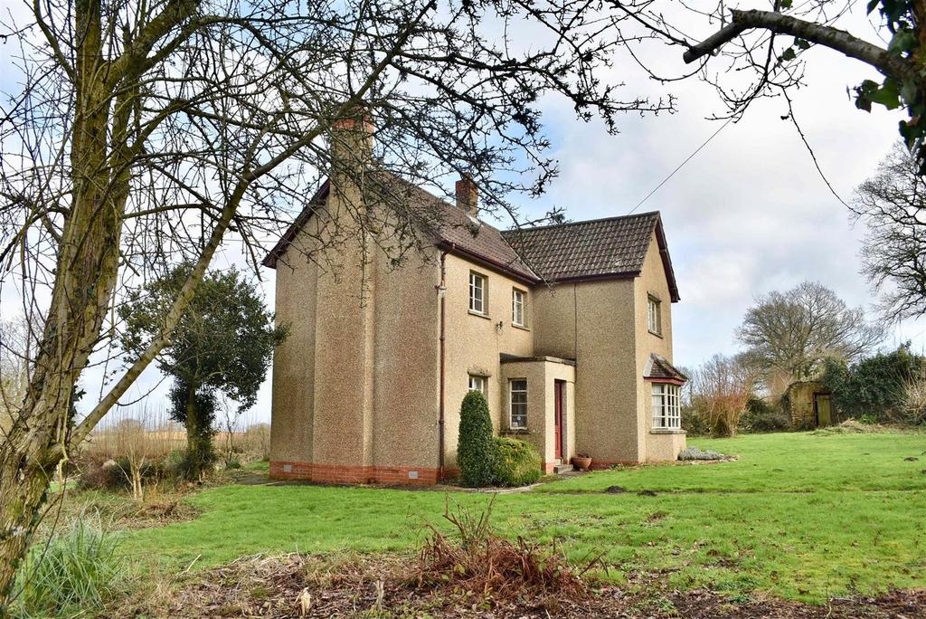 Higher Wrangway 0.5 Acre 3 bed detached house for sale £300,000