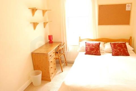 4 bedroom house share to rent - OLIVER ROAD