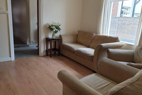 6 bedroom house share to rent, Paget Road