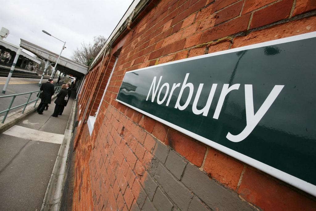 Norbury Station
