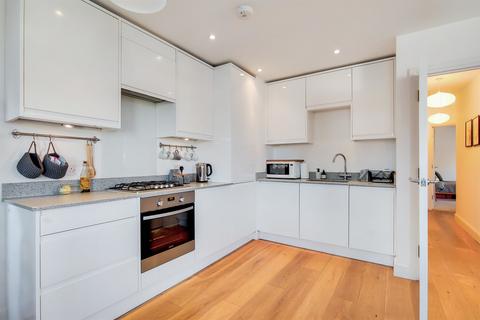2 bedroom flat for sale, Walters House, 1423a London Road, Norbury, London, SW16