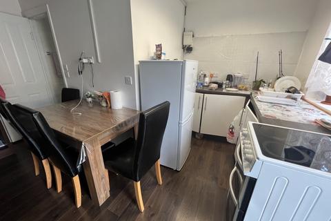undefined, Brabazon Road, Hounslow, Middlesex, TW5