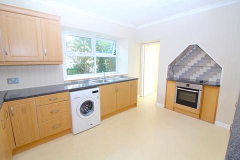 3 bedroom semi-detached house to rent, Whitley Road, Loughor, Swansea