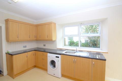 3 bedroom semi-detached house to rent, Whitley Road, Loughor, Swansea