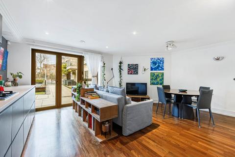 Moorings House, The Island, Brentford