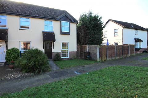 Brook End Road South Chelmsford 2 Bed Semi Detached House 350 000
