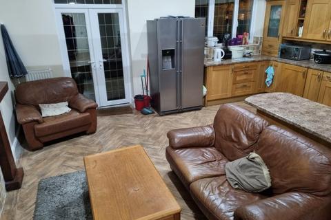 5 bedroom house share to rent, Park Road West