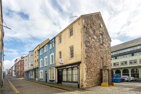 undefined, Stryd Fawr, Caernarfon, Gwynedd, LL55