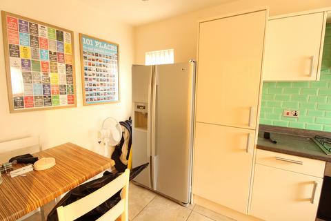 2 bedroom townhouse to rent, Onderby Mews, LE2 5AU