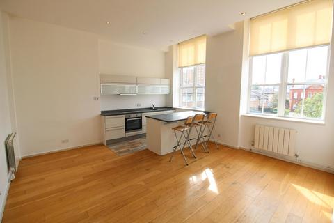 2 bedroom apartment to rent, Richmond Terrace