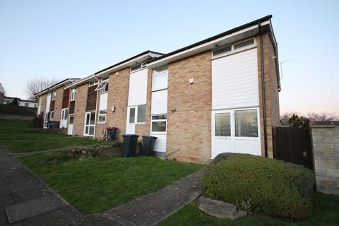 4 bedroom end of terrace house to rent, Otham close, Canterbury CT2