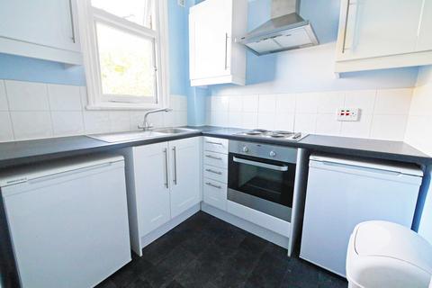1 bedroom flat to rent, 12 Myddleton Road, Uxbridge UB8