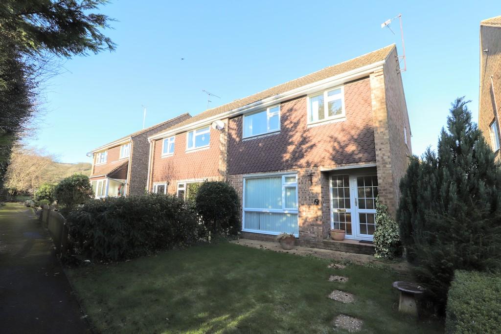 Eldersfield Close, 3 bed semidetached house £245,000