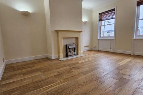 2 bedroom apartment to rent, Hewlett Road, Cheltenham