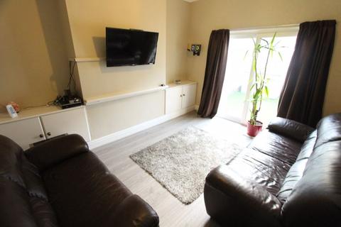 3 bedroom terraced house for sale - Altcar Road, Bootle
