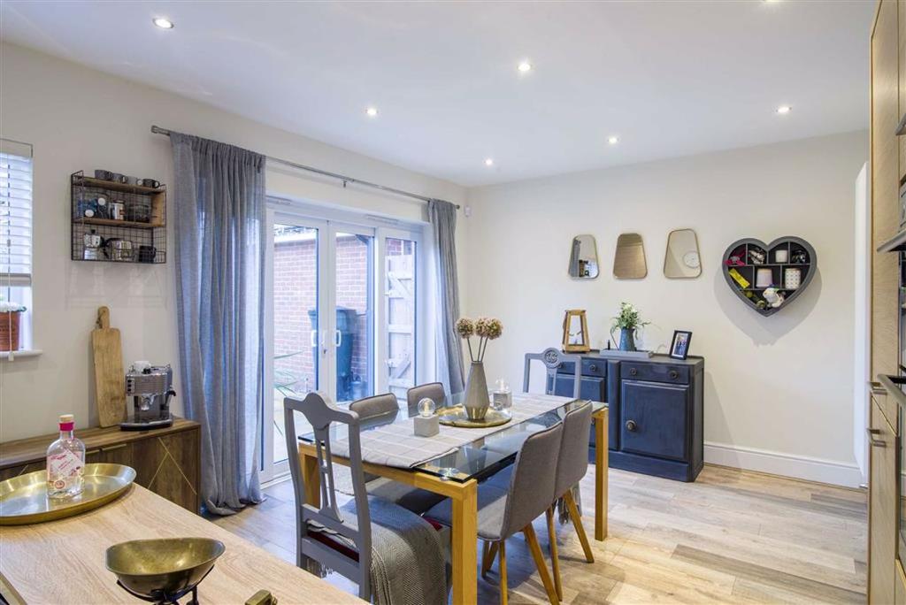 Rieth Close, Hinckley 4 bed detached house £315,000