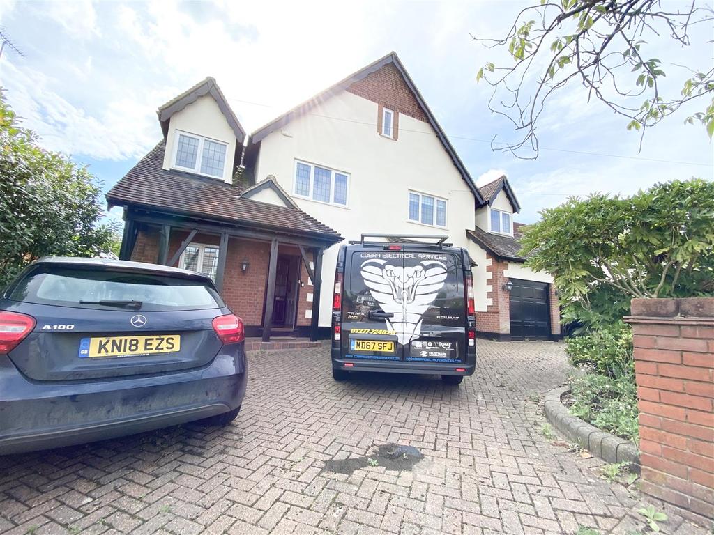Crossways, Shenfield, Brentwood 4 bed detached house £1,350,000