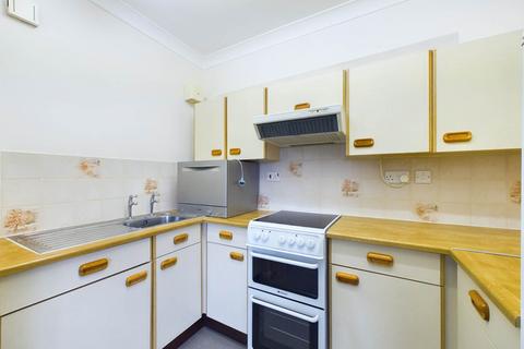 1 bedroom flat for sale, Trinity Court, Marlow SL7