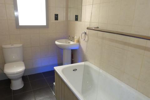 2 bedroom flat to rent, Devonshire Street, Cheltenham, GL50