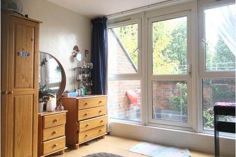 Flat share to rent, Beachcroft Way, Archway