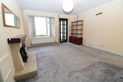 2 bedroom terraced house to rent, Holland Way, Newport Pagnell, Buckinghamshire