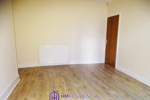 2 bedroom ground floor flat to rent - Stamfordham Road, North Fenham NE5