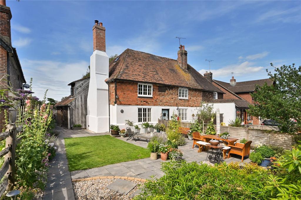 Blackwall Road North, Willesborough Lees, Ashford, Kent, TN24 2 bed
