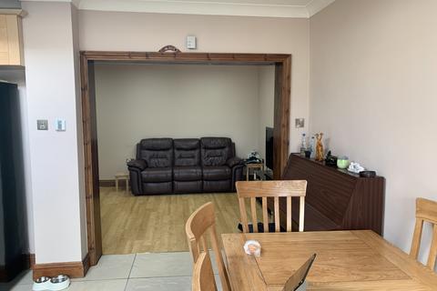 South Hill Avenue Harrow Ha2 0nq 4 Bed Semi Detached House