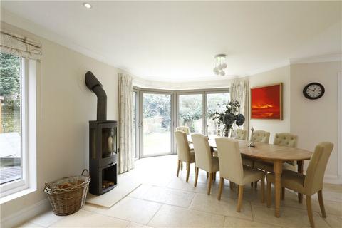 5 bedroom detached house to rent - Eversley Park, SW19