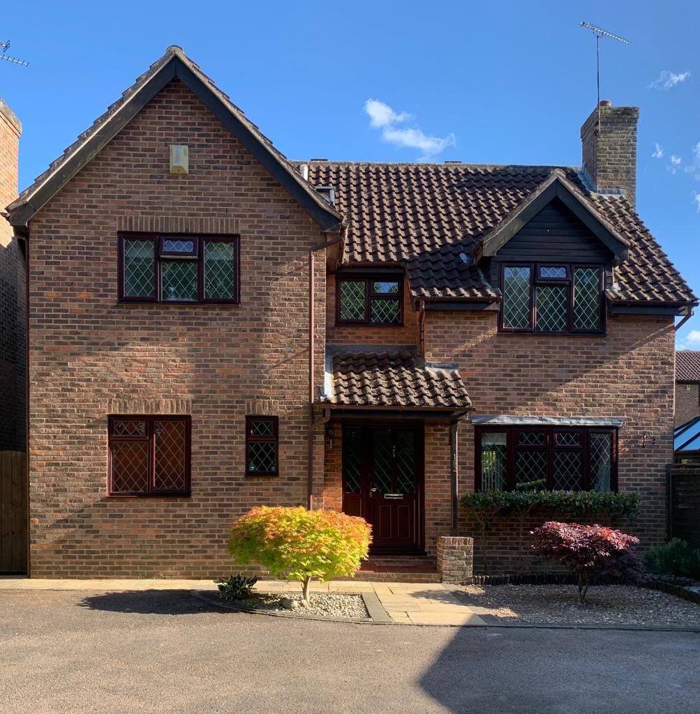 Rosebay Avenue, Billericay, Essex, CM12 5 bed detached house £665,000