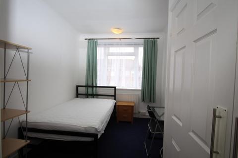 undefined, Tolworth Broadway, Surbiton KT6