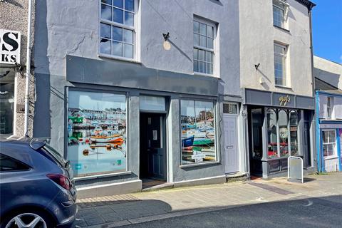 Shop to rent, Pool Street, Caernarfon, Gwynedd, LL55