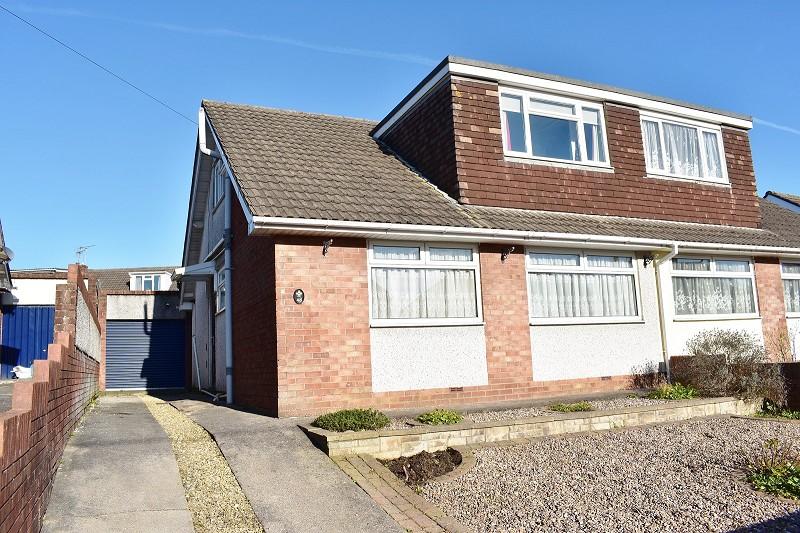 Hendre Road, Pencoed, Bridgend . CF35 6TN 3 bed semidetached bungalow