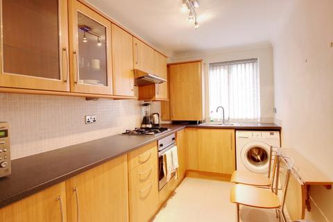 2 bedroom apartment to rent, Parsonage Road, Bournemouth