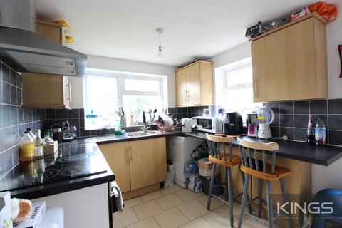 5 bedroom terraced house to rent, Langhorn Road