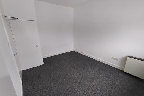 Studio to rent, Market Street, Telford TF1