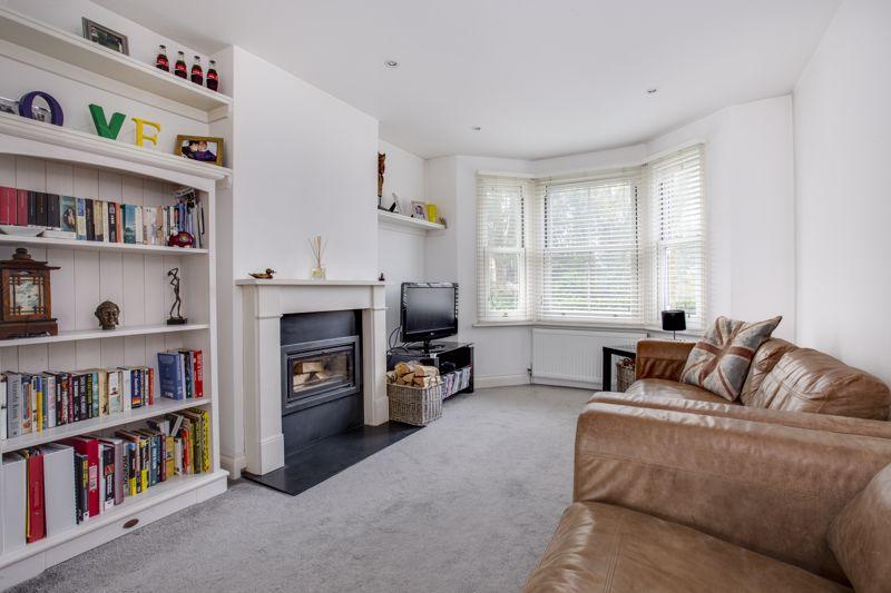 Blackpond Lane, Farnham Common, Buckinghamshire SL2 3 bed semidetached
