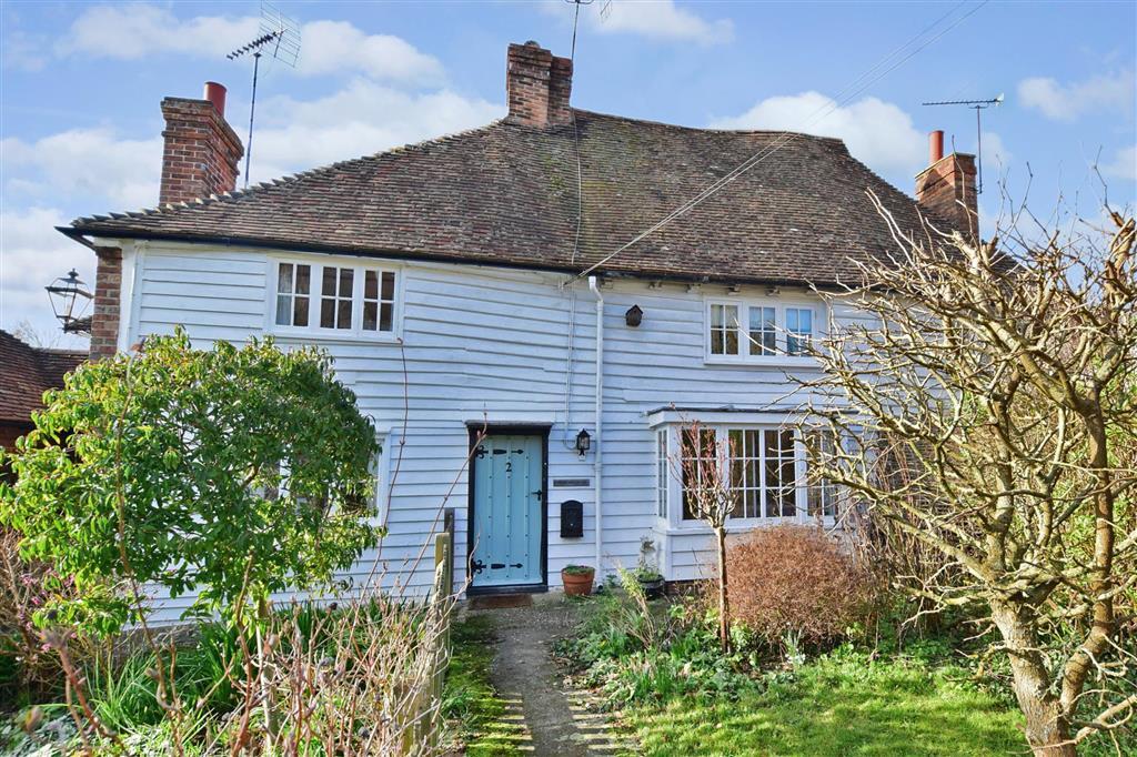 Headcorn Road, Grafty Green, Maidstone, Kent 2 bed terraced house for