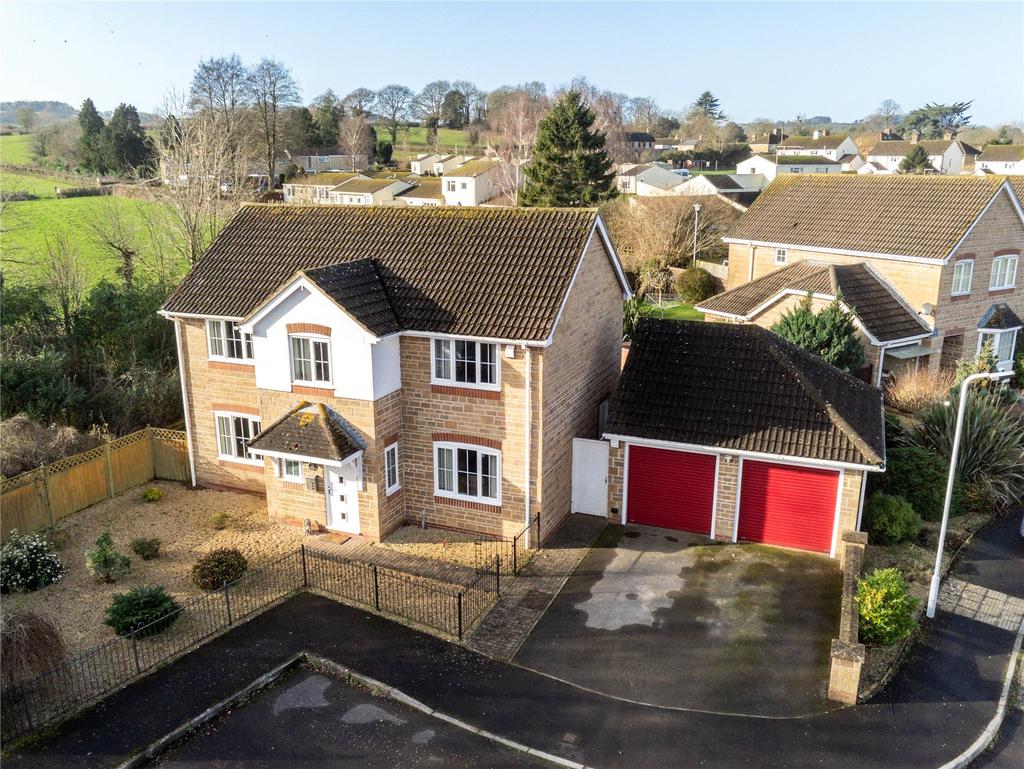Packers Way, Misterton, Crewkerne, Somerset, TA18 4 bed detached house