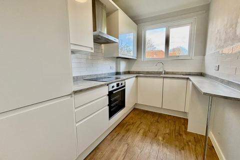 1 bedroom flat to rent, Milton Road, Dean Park