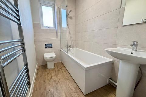 1 bedroom flat to rent, Milton Road, Dean Park