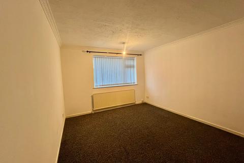 3 bedroom semi-detached house to rent, Severn Road, Oadby, Leicester, LE2 4FW