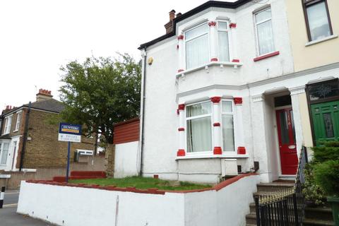 Sydney Road Abbey Wood London Se2 0ju 3 Bed Bungalow 1 250