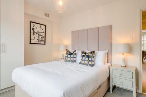 2 bedroom flat to rent - Cedar House W1