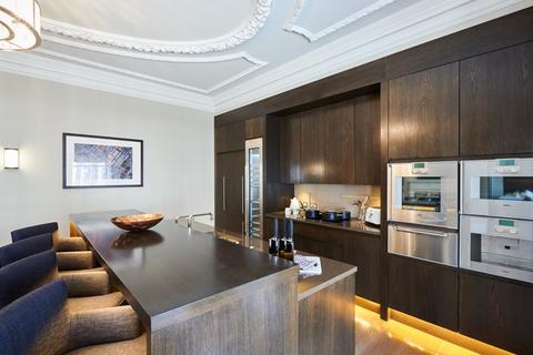 3 bedroom flat to rent, Duke Street W1