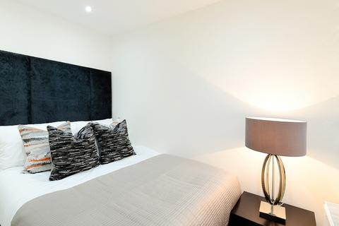 1 bedroom flat to rent, Somerset Court W8
